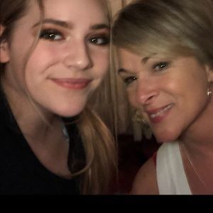 Meet your Posher, Shelley